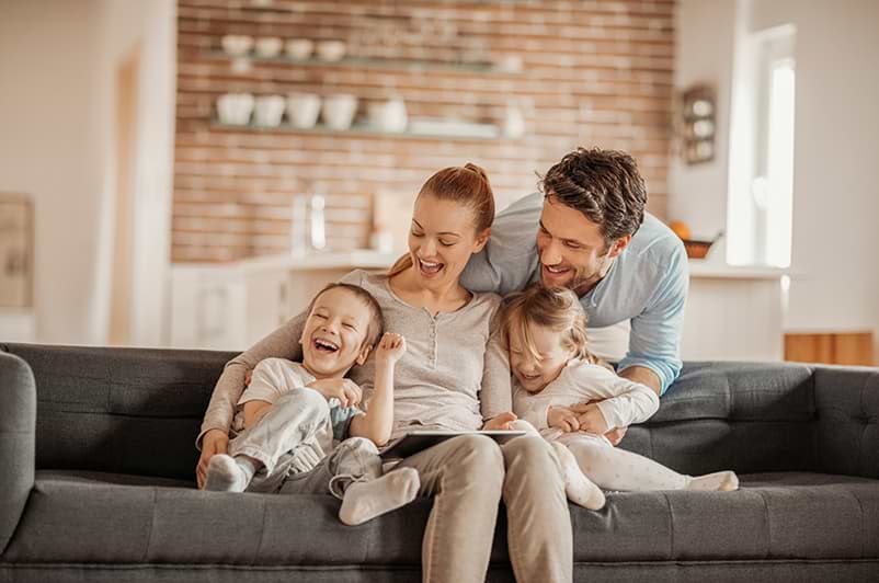 How a Clean Home Boosts Your Mood and Productivity<